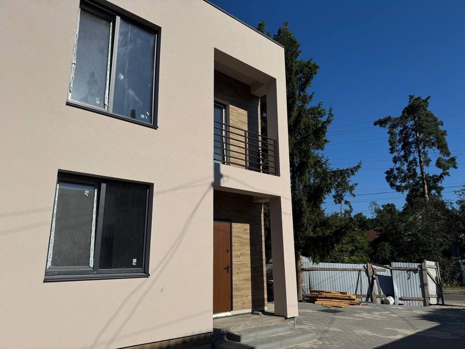 Акція! Дуплекс у Бучі -85000$. Газ, балкон, тераса, власний дворик.