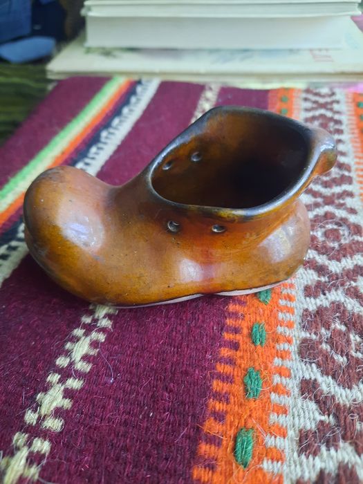 Попільничка ботінок