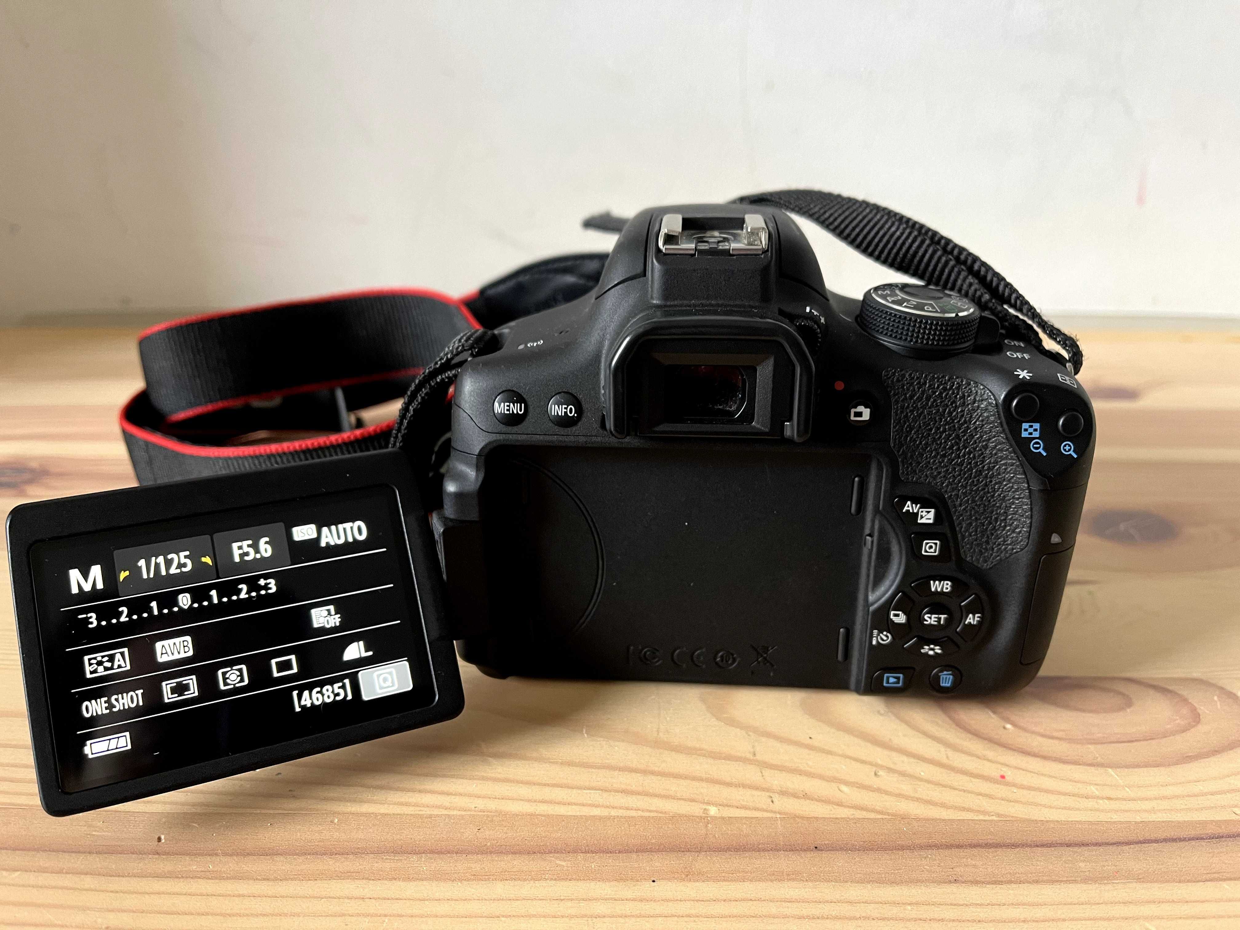 Canon EOS 750D + Lentes EFS18-55mm e EF50mm f1.8 + Acessórios