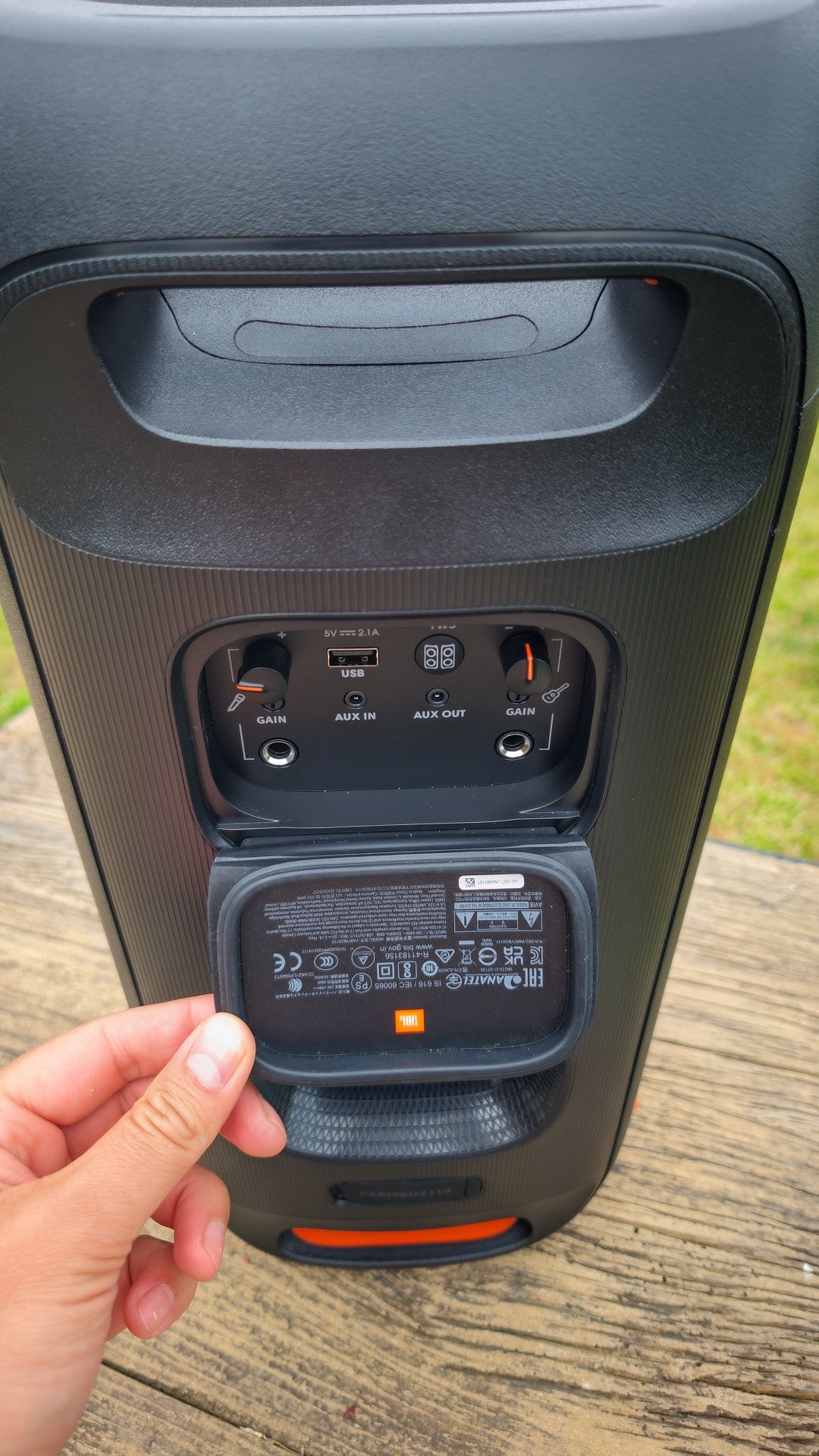 JBL PartyBox 110 – stan idealny + profesjonalne etui/plecak!