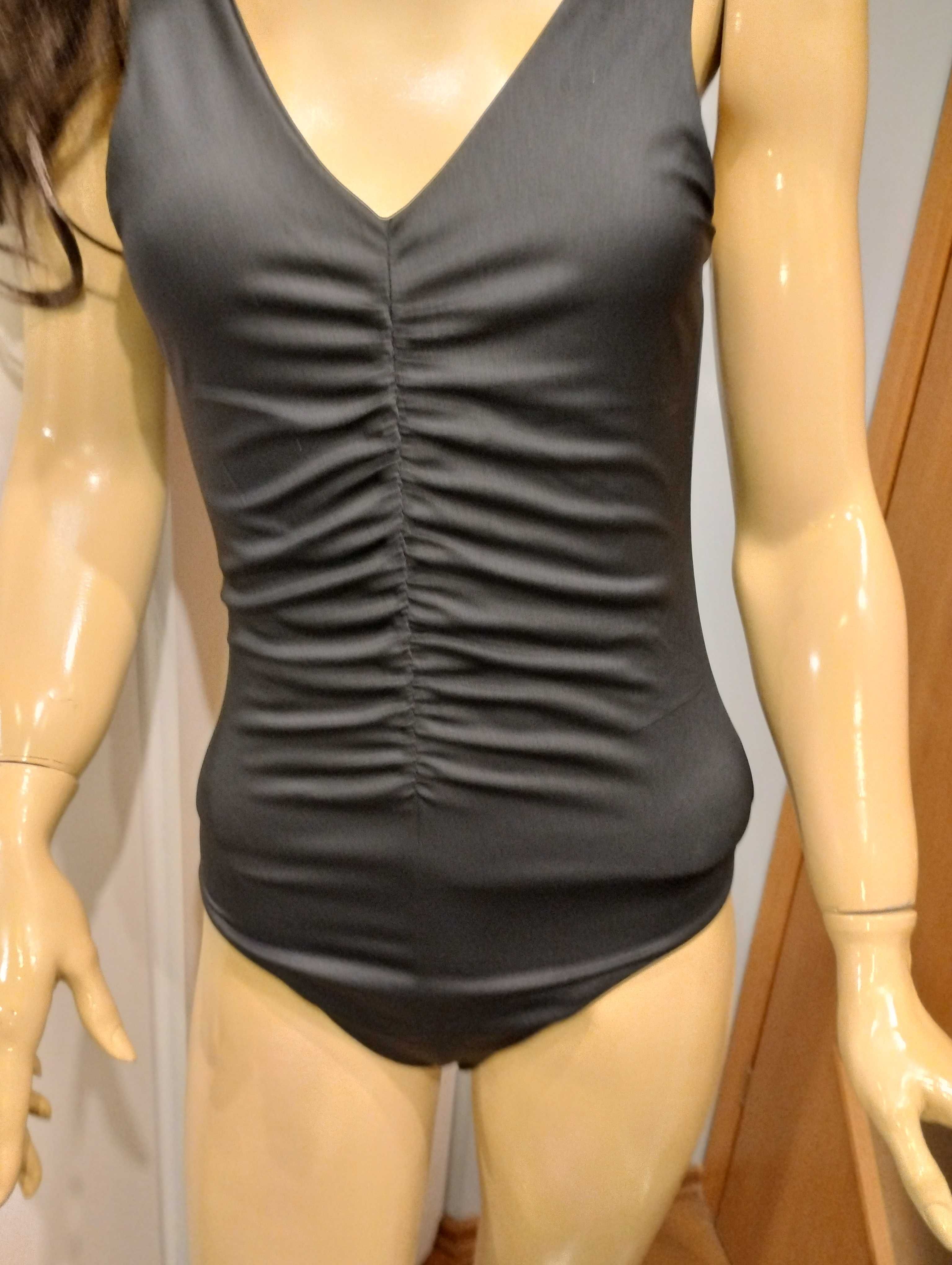 Czarne body satynowe r. S