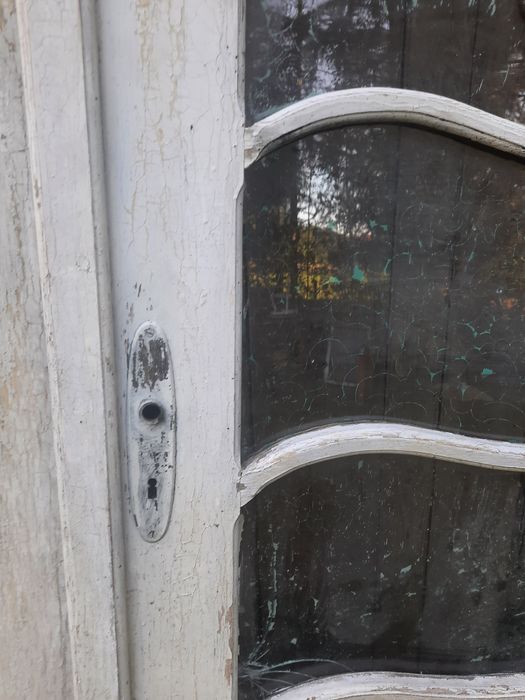 Stare drzwi sosnowe, bardzo ładne