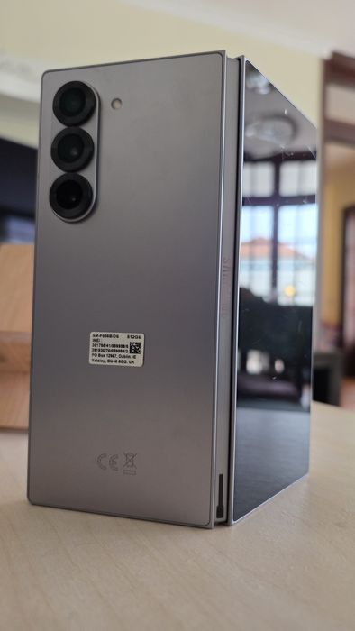 Samsung Galaxy Z Fold6 5G 512GB — Como Novo, Garantia 2+ anos