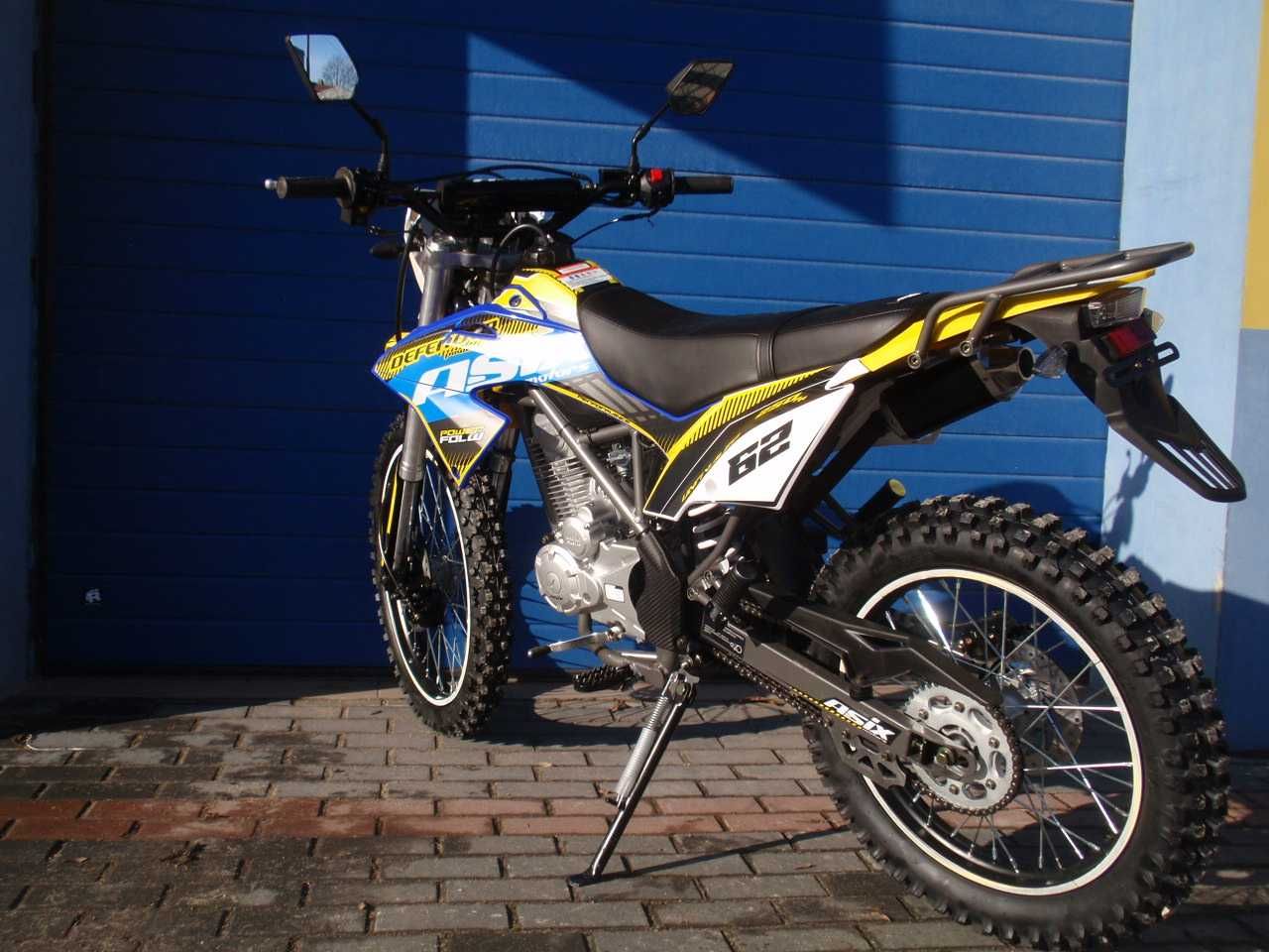 Cross 300 / Defender,ASIX, KXD, XMOTOS,/ Siedlce-Janowska 32 /