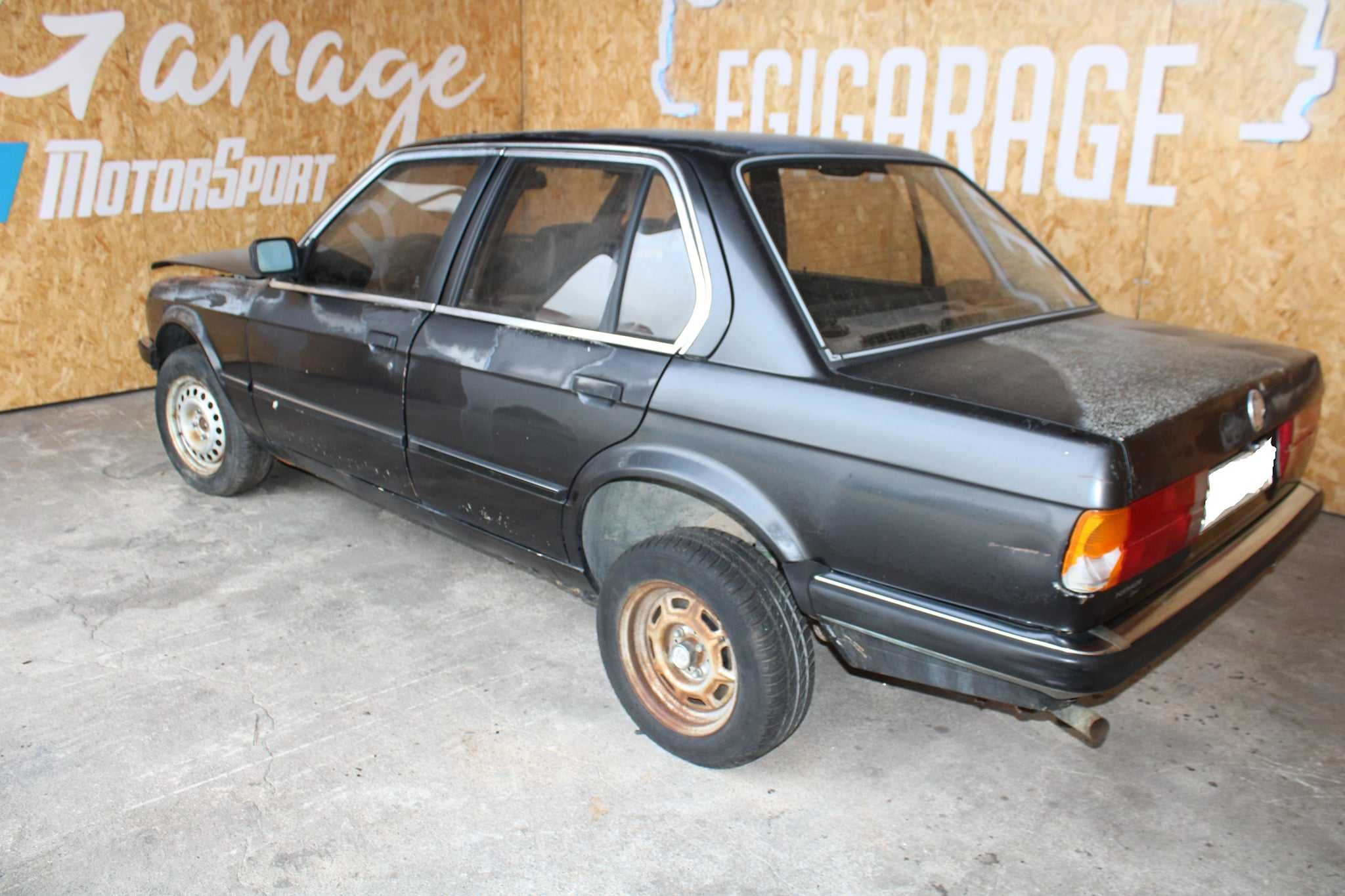 BMW E30 316_ Para Peças