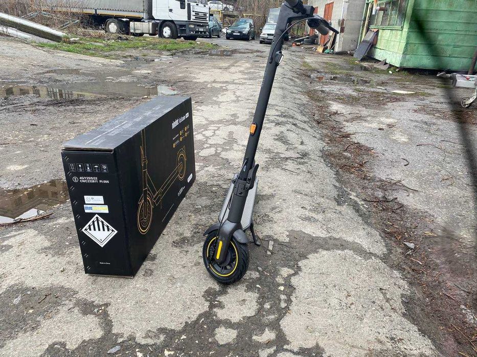 Електросамокат Segway Ninebot MAX G30 II