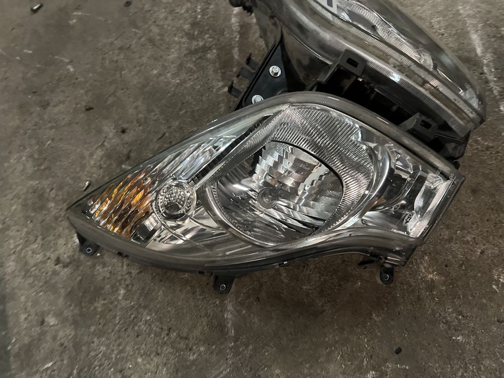 Honda swing 125 lampa reflektor