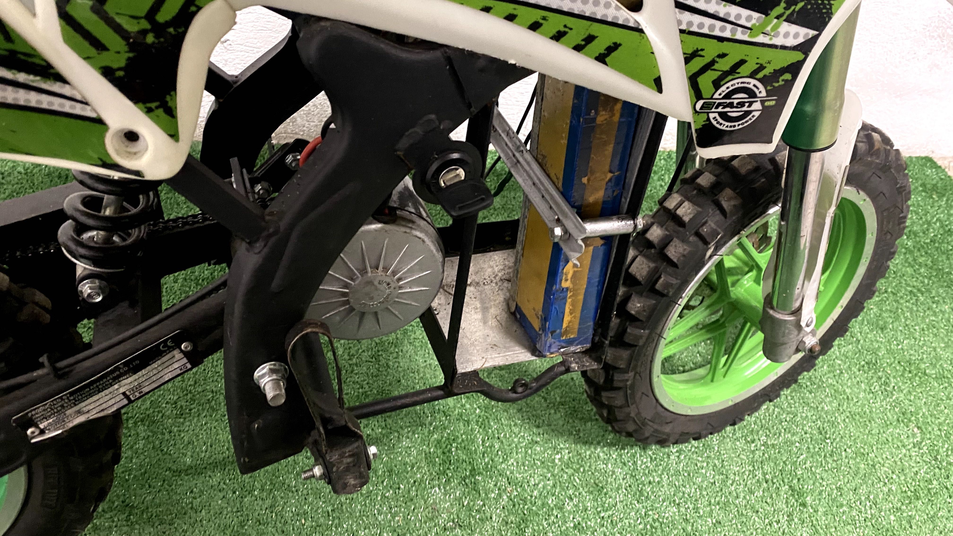 Cross kross elektryczny mini motor na prąd dla dzieci zabawka prezent