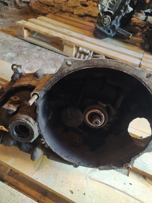 Двигун, коробка та інше шкода фаворит