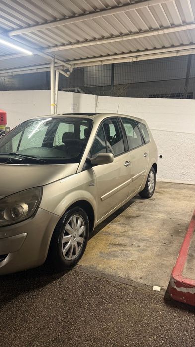 Renault Megane Scenic