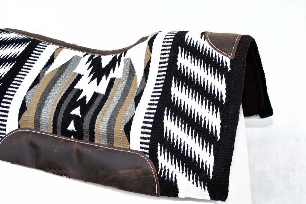 Czaprak western z  USA filcowy 20 modeli