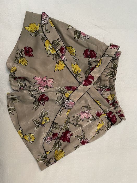 Calções florais zara
