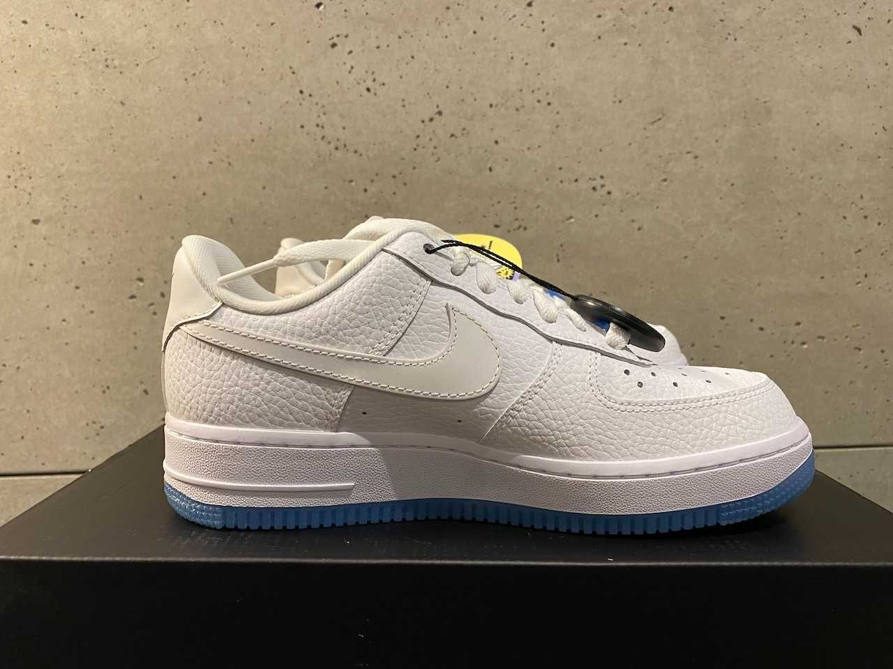 Nike Air Force 1 UV Reactive Swoosh 36.5