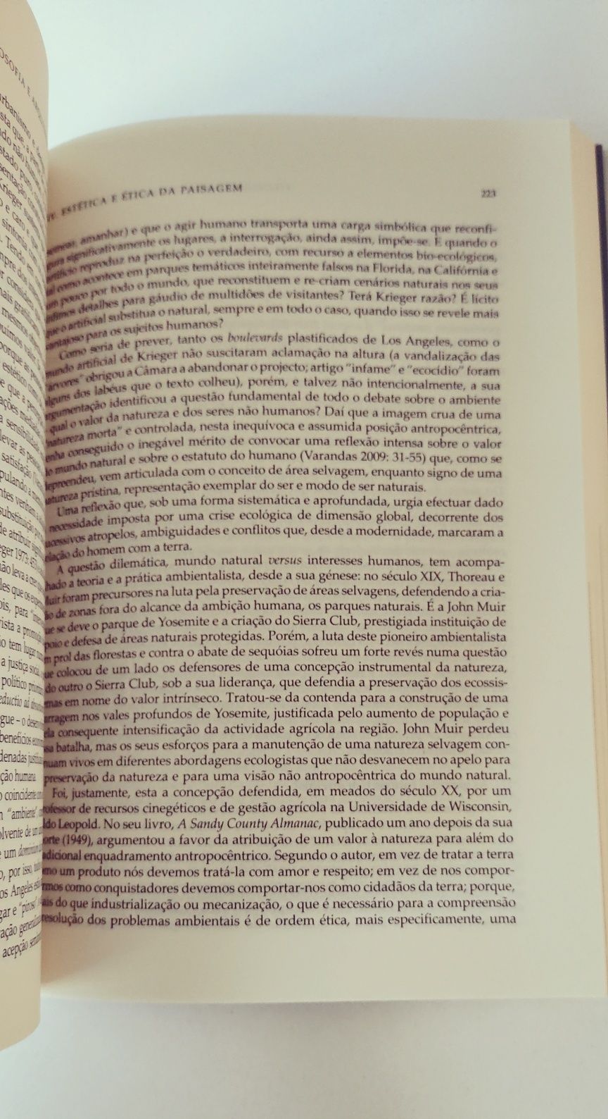 Filosofia e Arquitectura da Paisagem, Um Manual