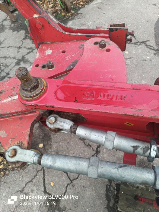 Оборотний плуг alpler