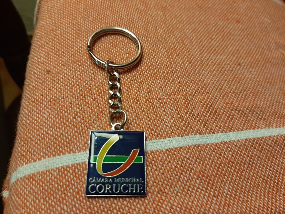 2 Portas chaves Câmara Municipal Coruche e Vila Real Santo Antonio.