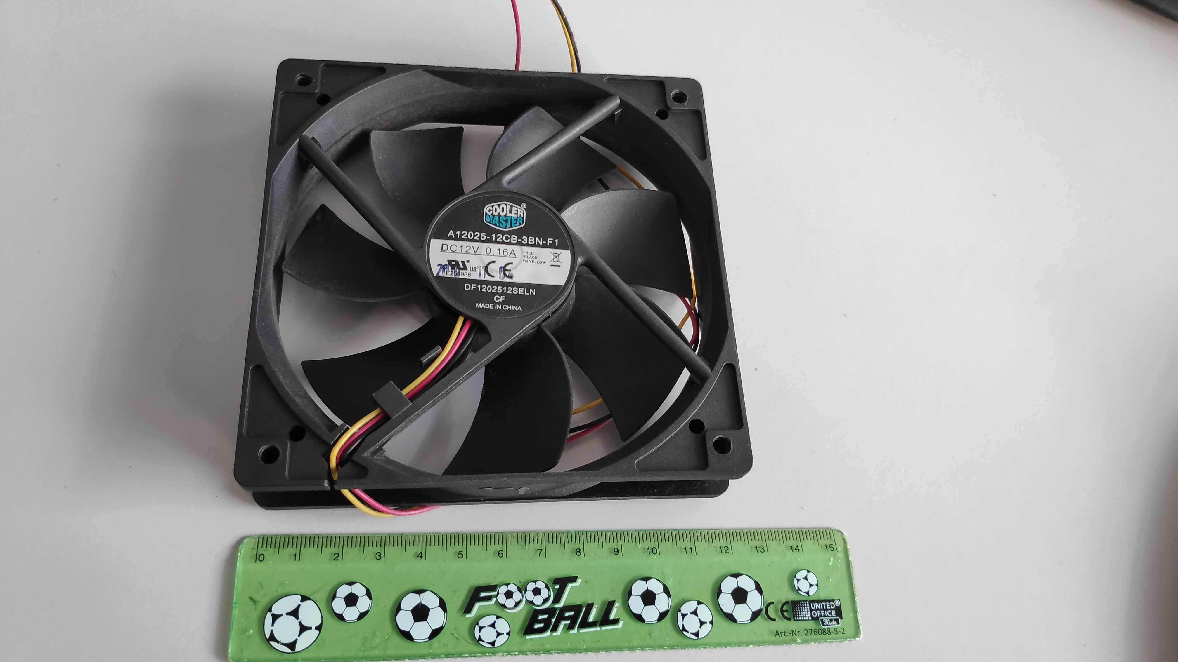 Cooler Master Silencioso ventilador 12CM