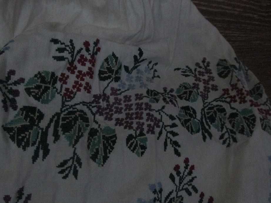 Гарна давня сорочка вишиванка(широкий рукав)