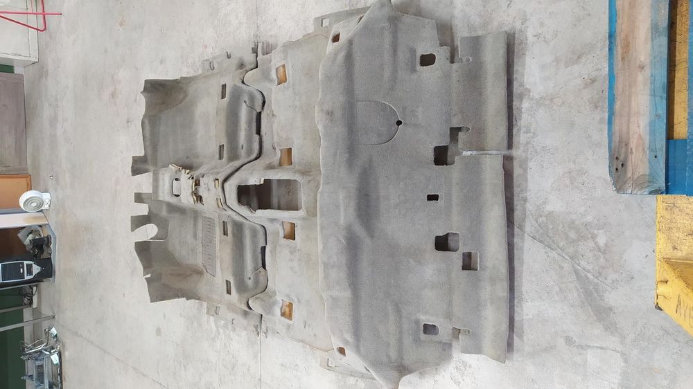 CONJUNTO DE ESTOFADOS DO ARMÁRIO LAND ROVER FREELANDER LR2