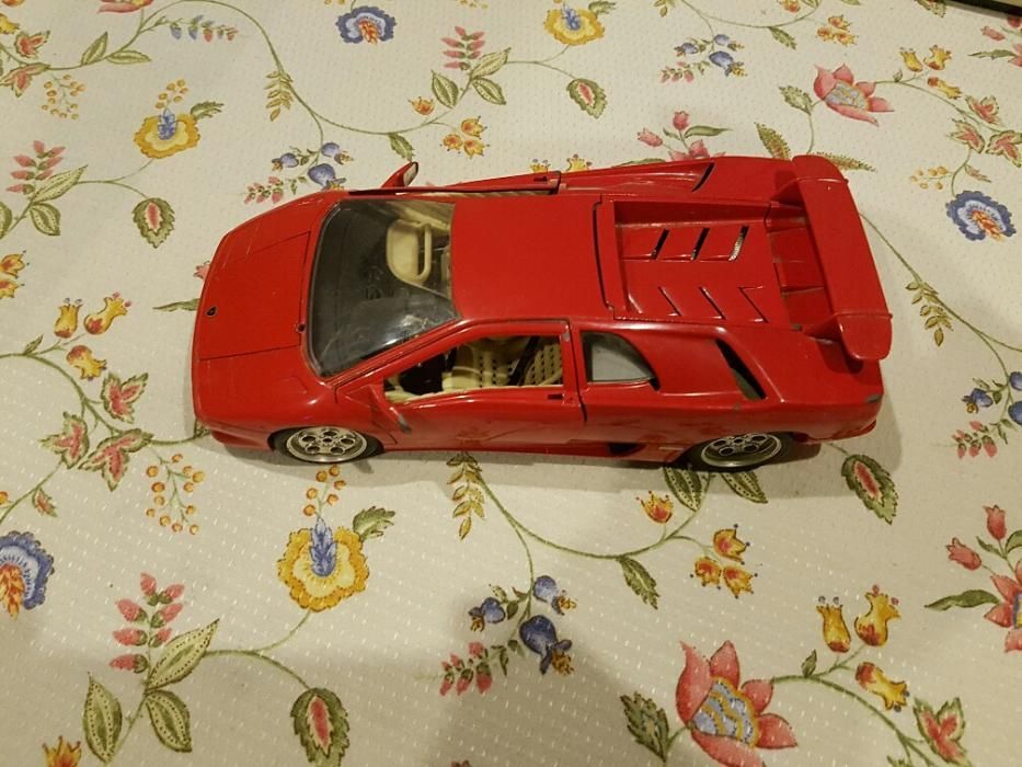 Lamborghini Diablo (1990) 1/18 Burago