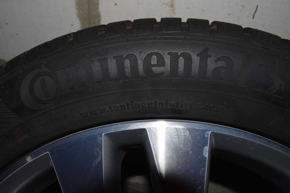 Комплект Зима Колеса 4шт 18" VW 5N0601025H Continental 235/50 R18H 97H
