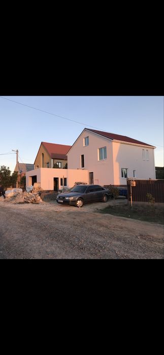 Утепление фасадов, нанесение структуры покраска