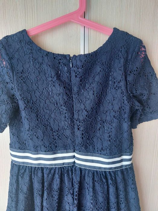 R.134 sukienka koronkowa Cool Club