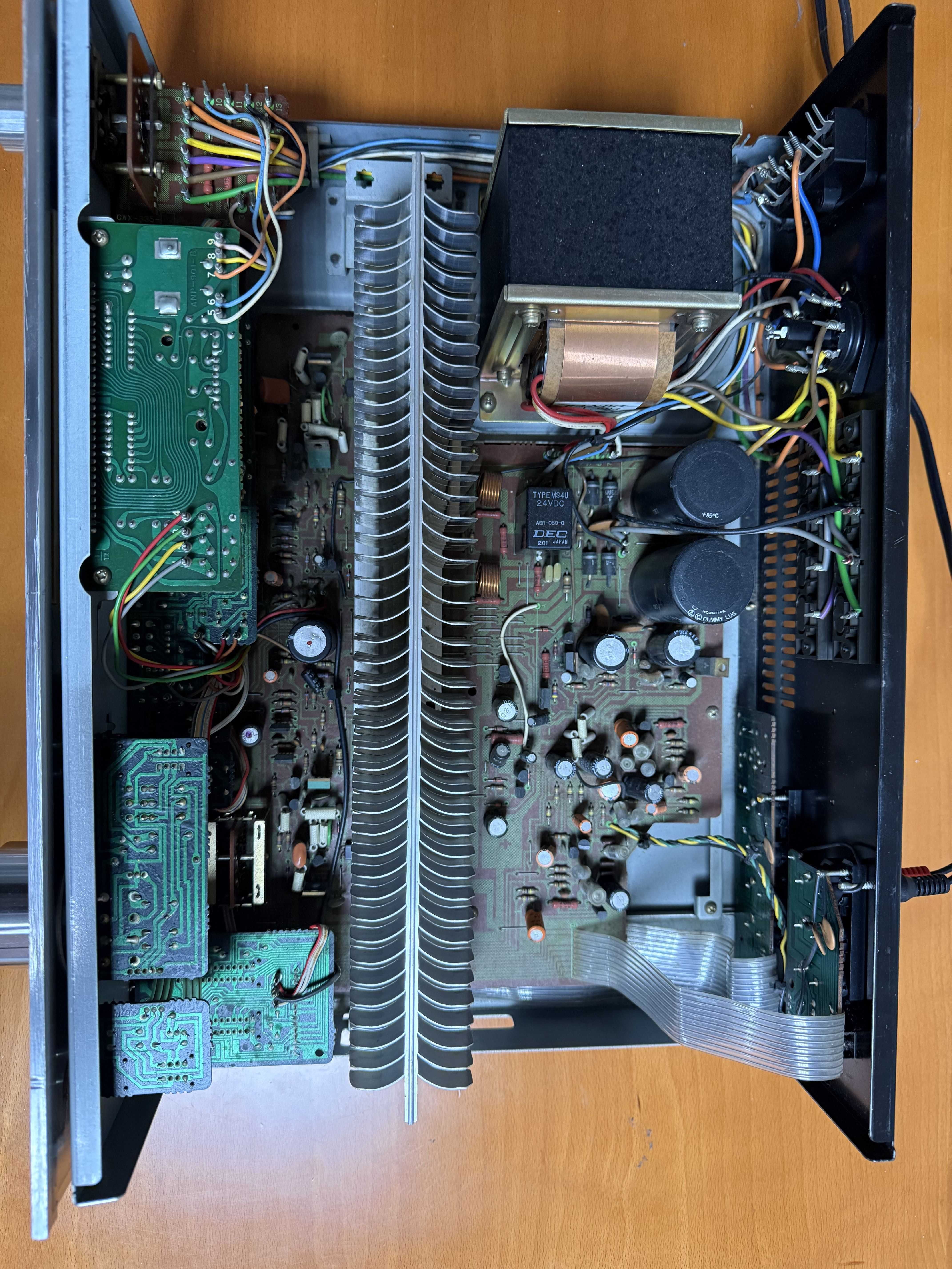 Pioneer  SA  708