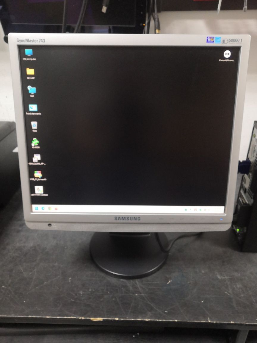 Monitor Samsung SyncMaster 743 Pivot