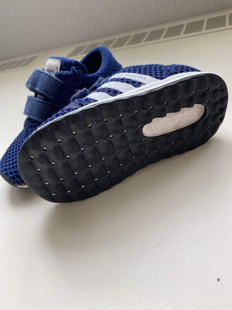 Кросівки для малюка adidas