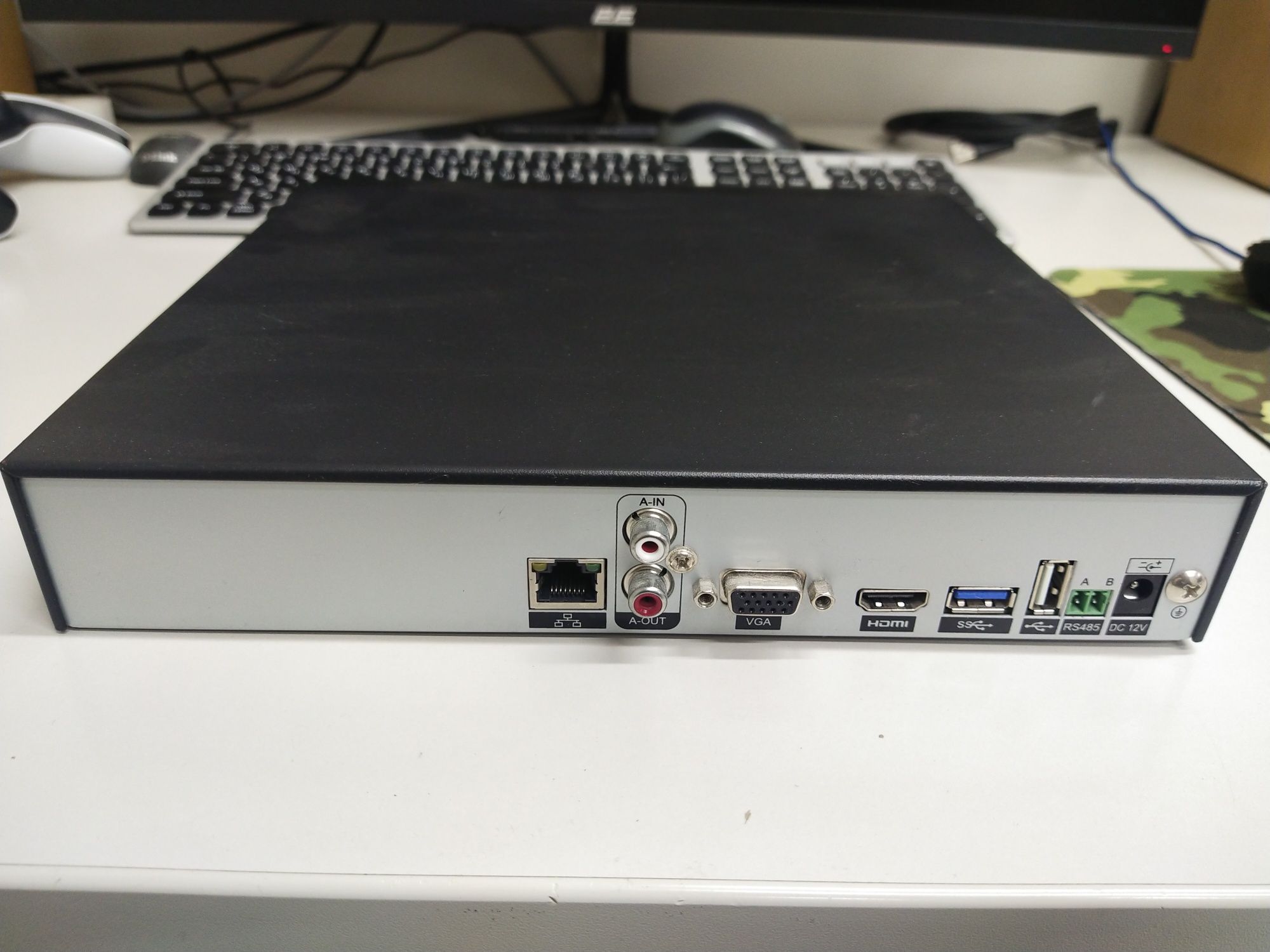Мережевий відеореєстратор NVR Tecsar 18-24F0P-H