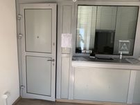 Продам броньовану перегородку