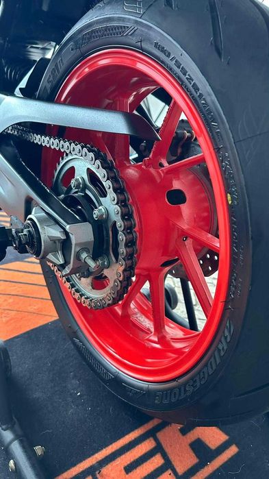 Yamaha MT-07 2020 – 35 kW no livrete, Linha Akrapovic Carbon