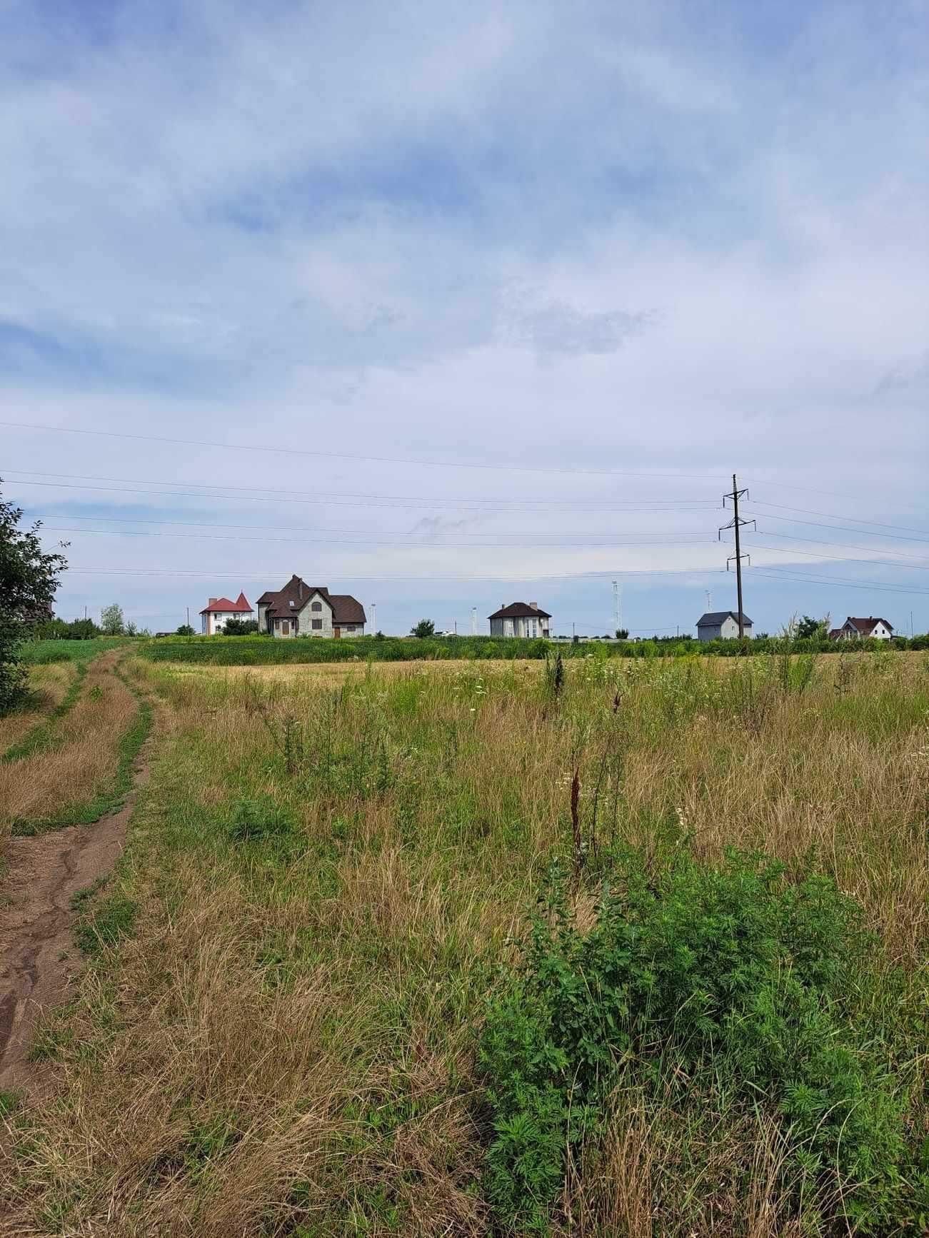 Продається земельна ділянка  в с.Чагор [Cтадіон]