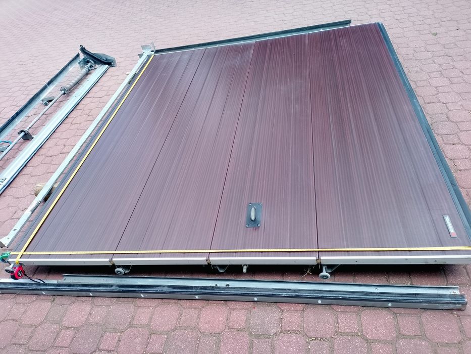 Brama garażowa segmentowa 248x220