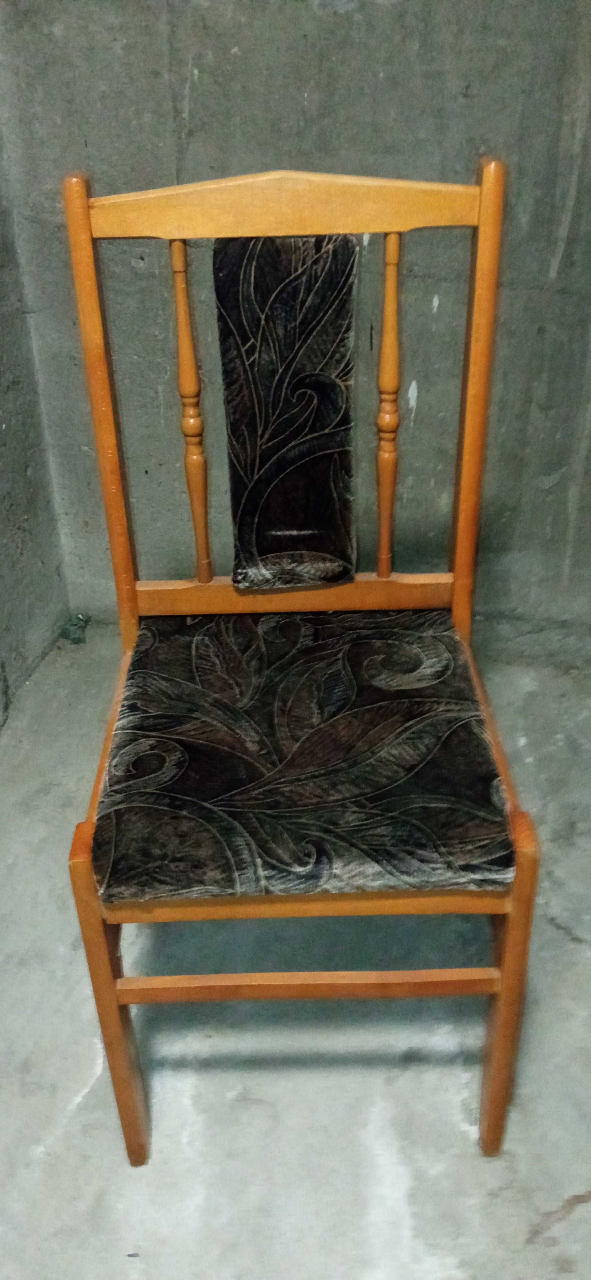 Krzesła drewniane komplet 4 szt