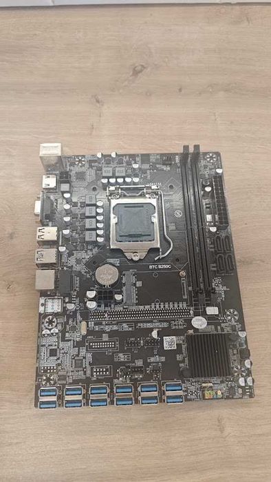 BTC B250C майнингова материнська плата cокет s1151 нова сервер тест