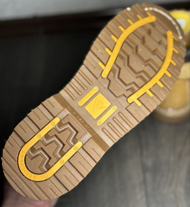 Продам чоловічі зимові ботинки Dunlop