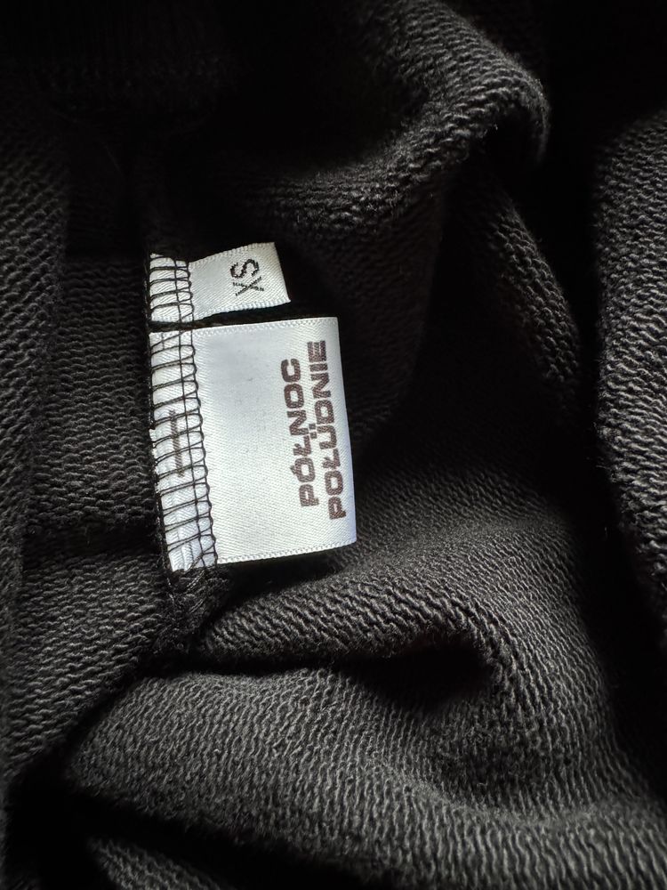 Bluza merch Quebonafide północ południe czarna z kapturem