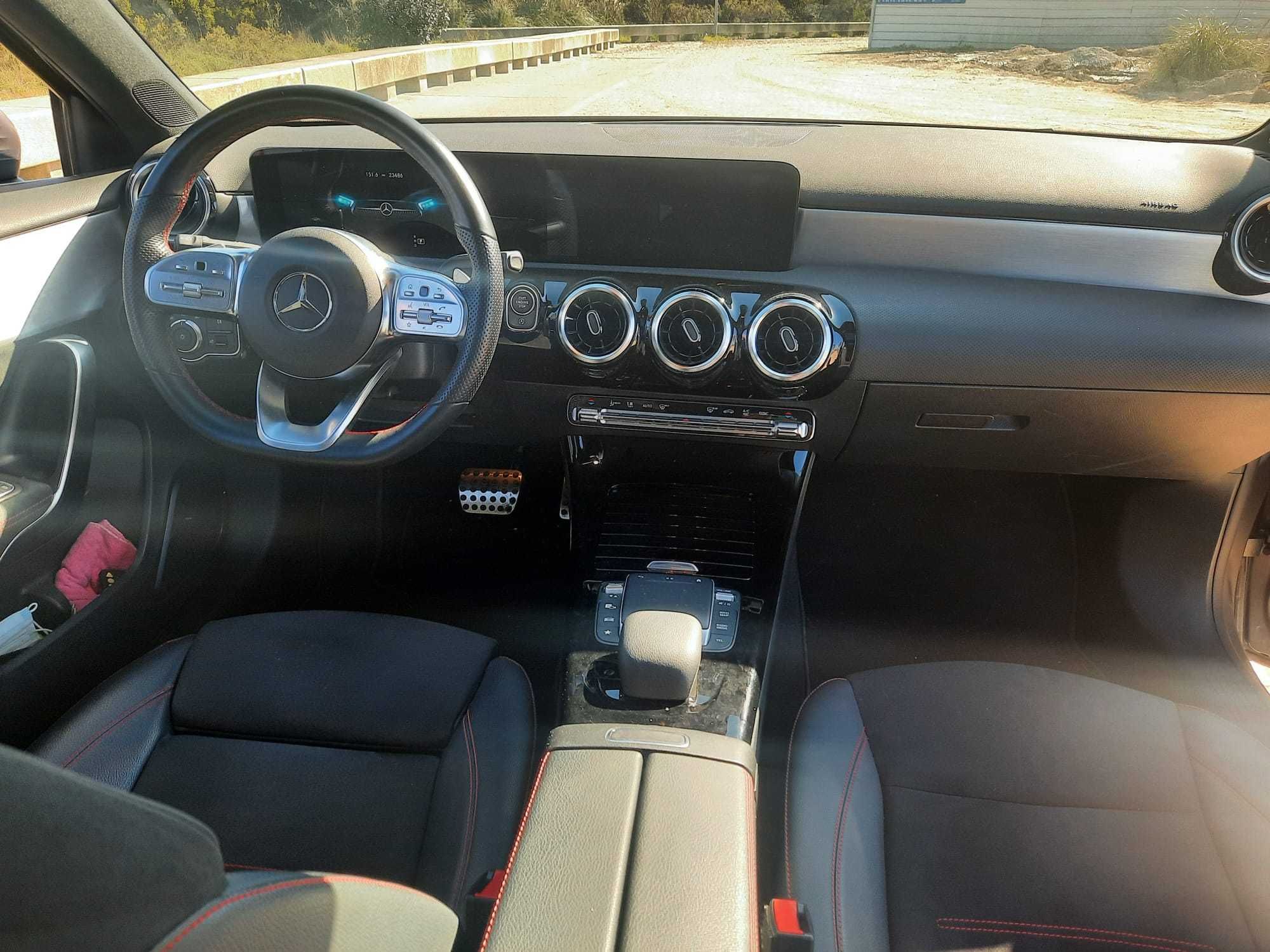 Mercedes-Benz class A 180d AMG Line (Automático)