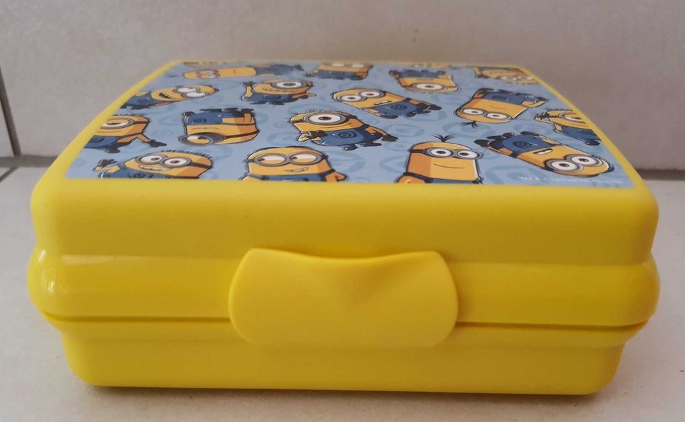 Caixa Sanduiche Minions Tupperware Novo