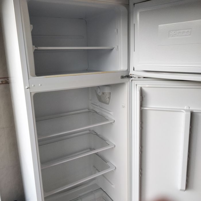 Frigorífico usado, bom estado