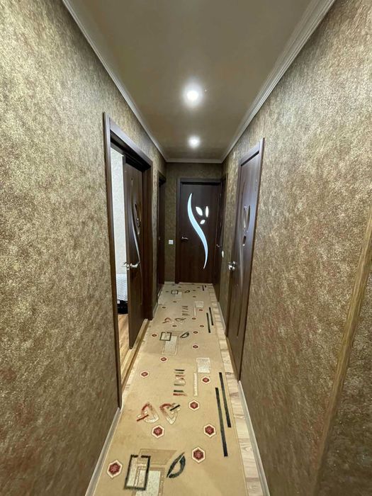 Продается 2-комнатная квартира в центре, ул. Свободы.