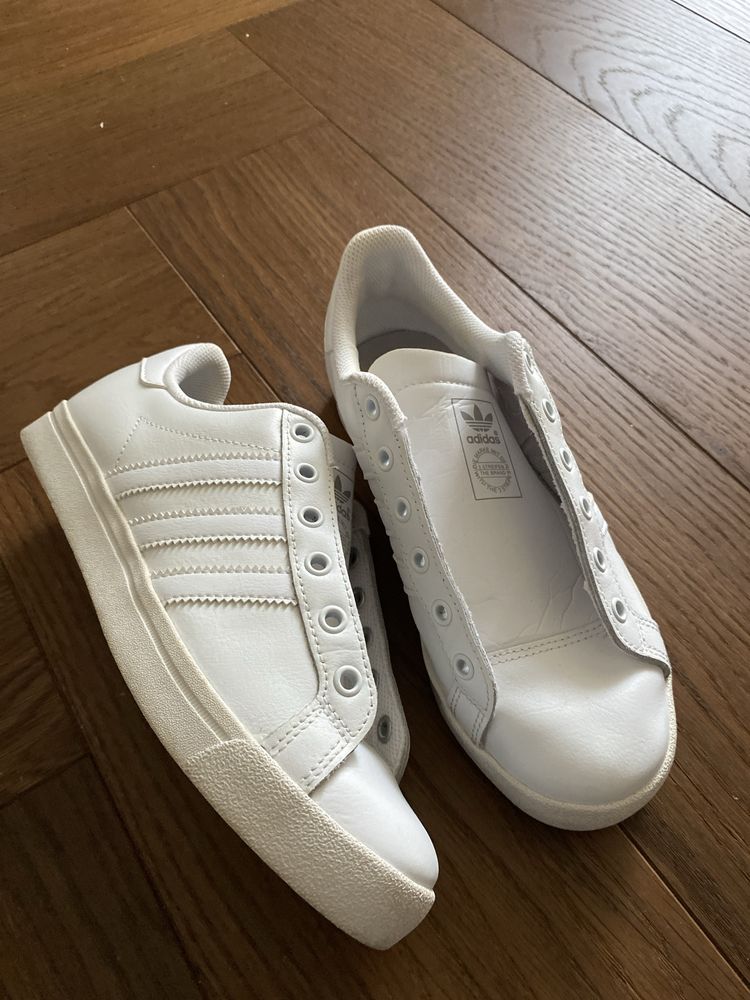 Adidasy Białe klasyk