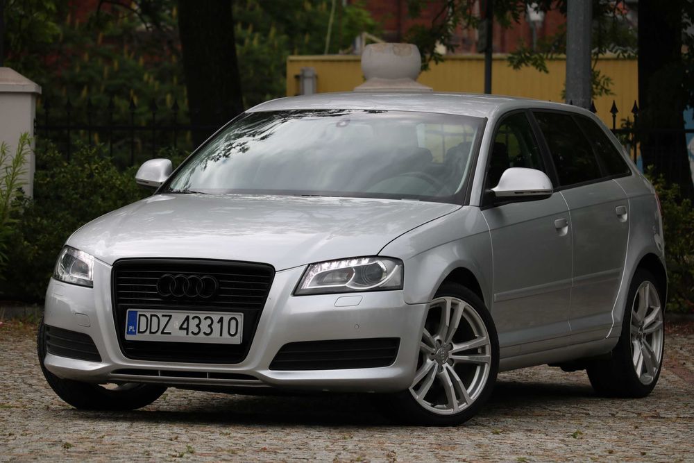 AUDI A3 SPORTBACK 1,8 LIFT w Automacie LEDY Xenon Zamiana