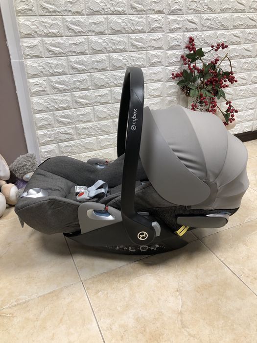 Автокрісло Cybex Cloud Z Plus i-Size Група 0+ (0-13 кг) автолюлька