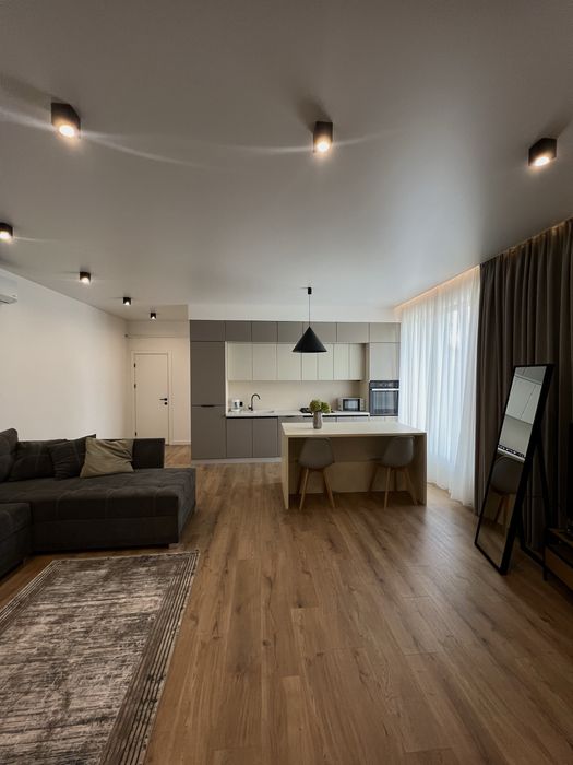 Оренда сиудія + спальня з паркінгом