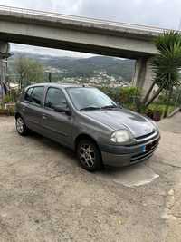 Renault Clio 01/01 1.2CV