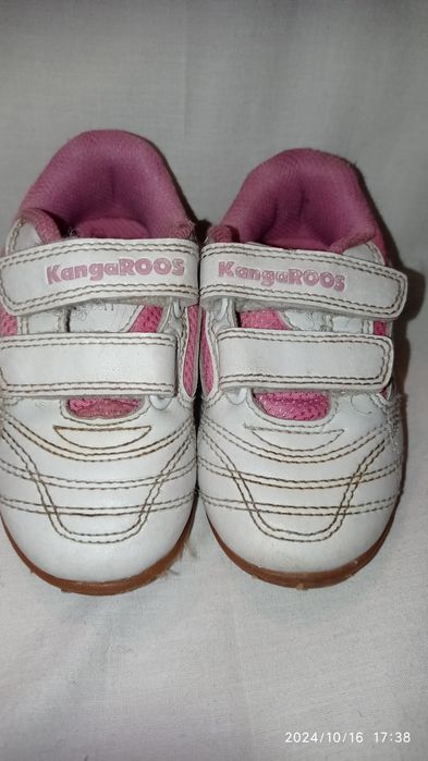 Кросівки на дівчинку  22-23  розмір