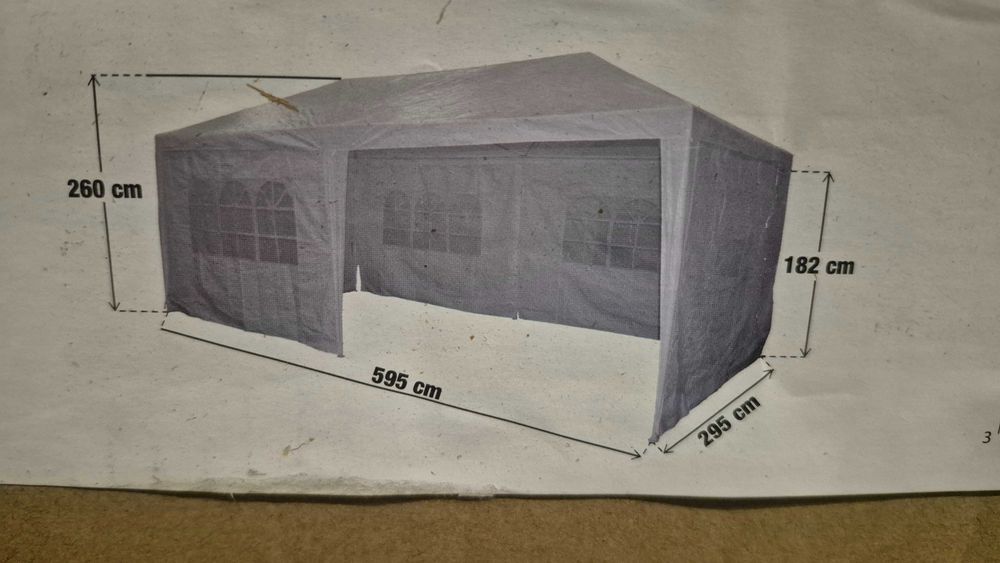 Namiot ogrodowy BRUMA PARTY TENT 595 cm × 295 cm. Idealny na komunię.